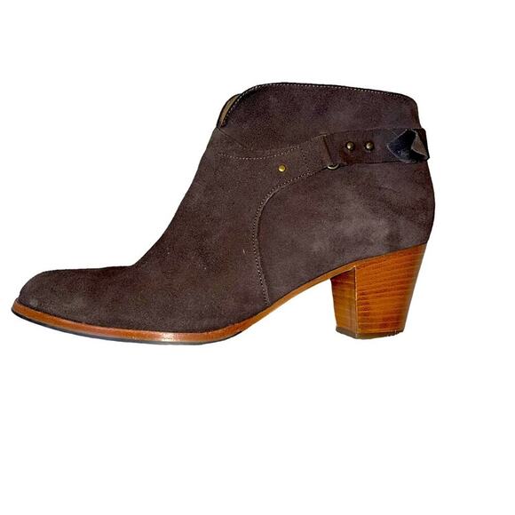 Anyi Lu Suede Ankle Boots booties made in Italy chocolate brown chunky heel SZ 7 - Picture 1 of 7